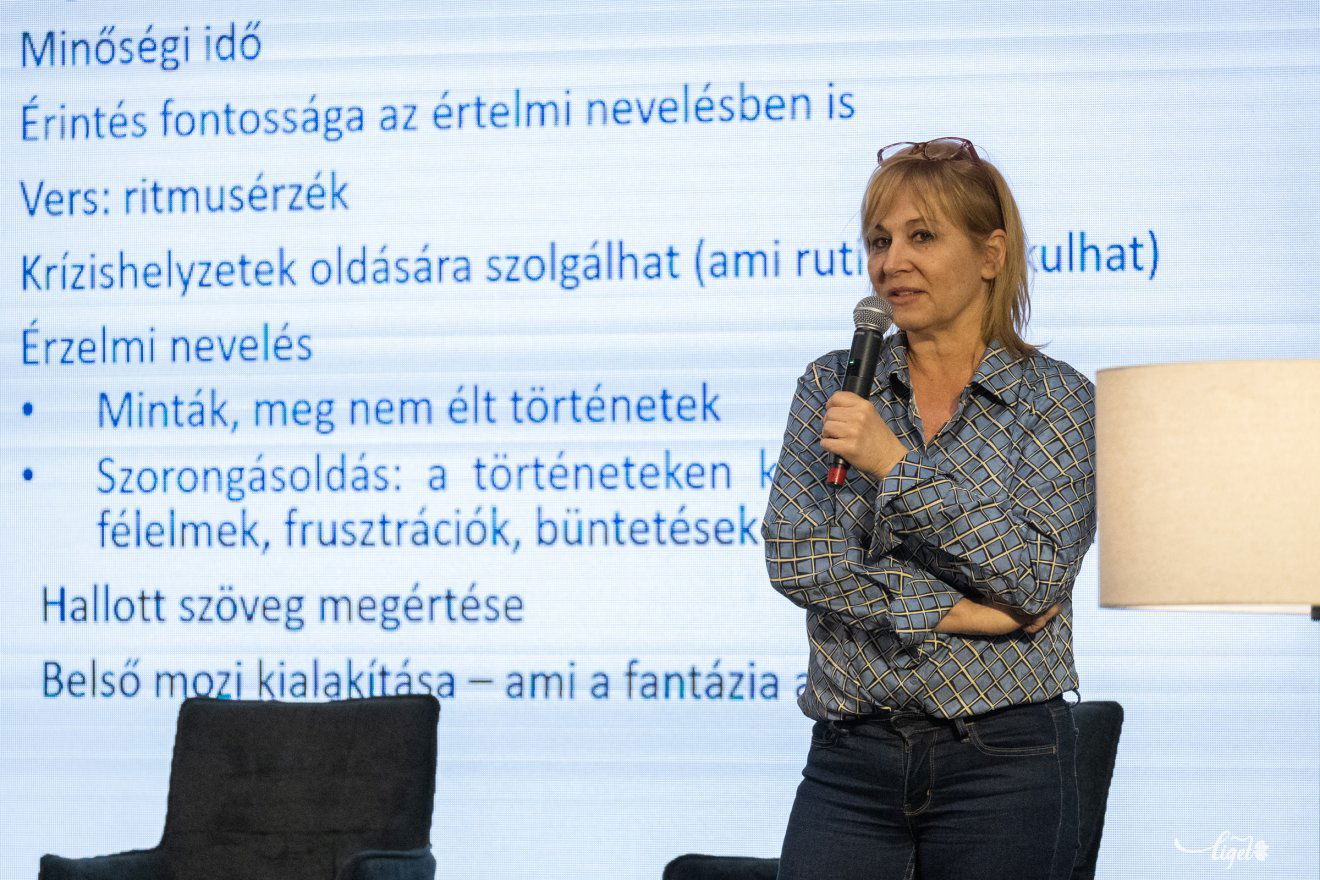 Kovács Zsanett •  Fotó: Borbély Fanni