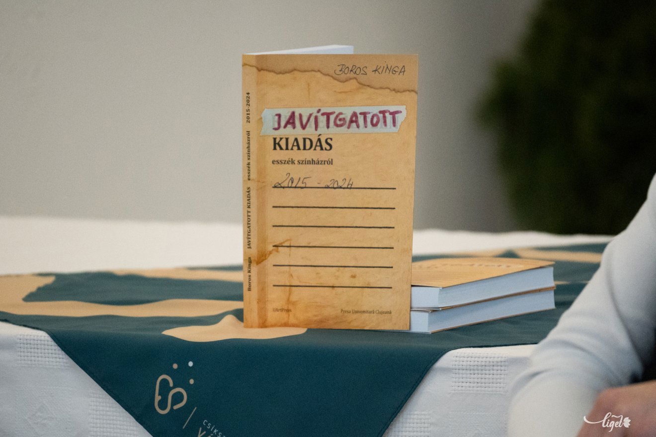 Javítgatott kiadás, Boros Kinga, Péter Beáta, kritika, teatrolúgus, Csíkszeredai Könyvvásár, javítgatott