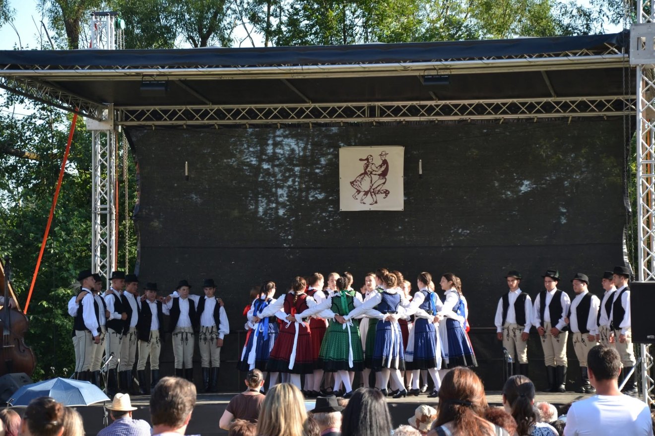 Kazun Egyesület, Kászon, néptánc, hagyomány