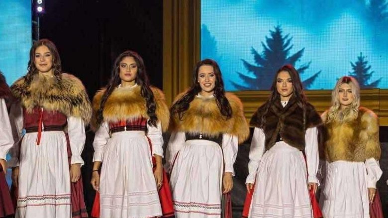 Murzán Mónika, Erdély Szépe, szépségkirálynő, szépségverseny, szépség, Kisgalambfalva