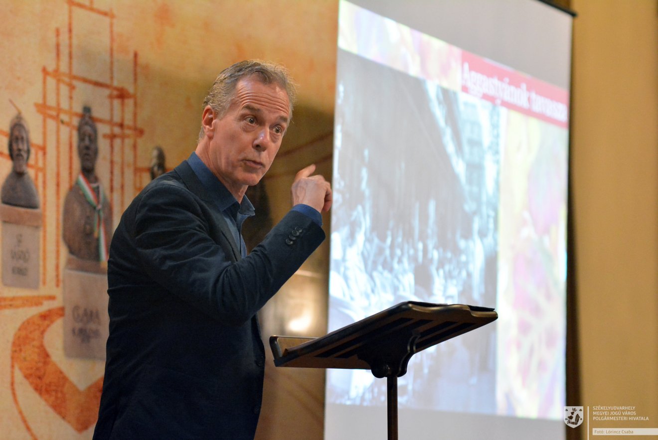 Márai Sándor, irodalom