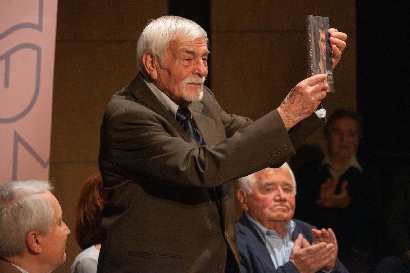 Márton Árpád, 85., születésnap, kötet, önéletrajz, emlékek