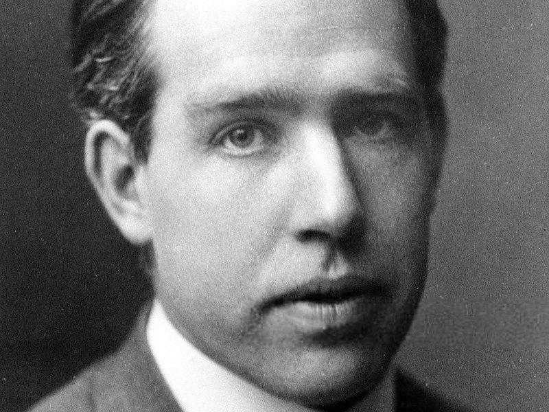 Einstein, Bohr, Nagy Péter, Óriások vállán, Zengő tér, Óriások vállán, avagy a rejtélyes huszadik század