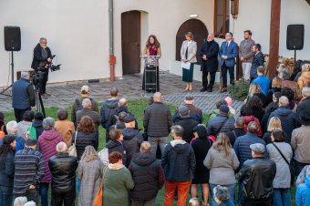 „Micsoda memento!” – megnyílt Siklódy Ferenc nagyszabású kiállítása