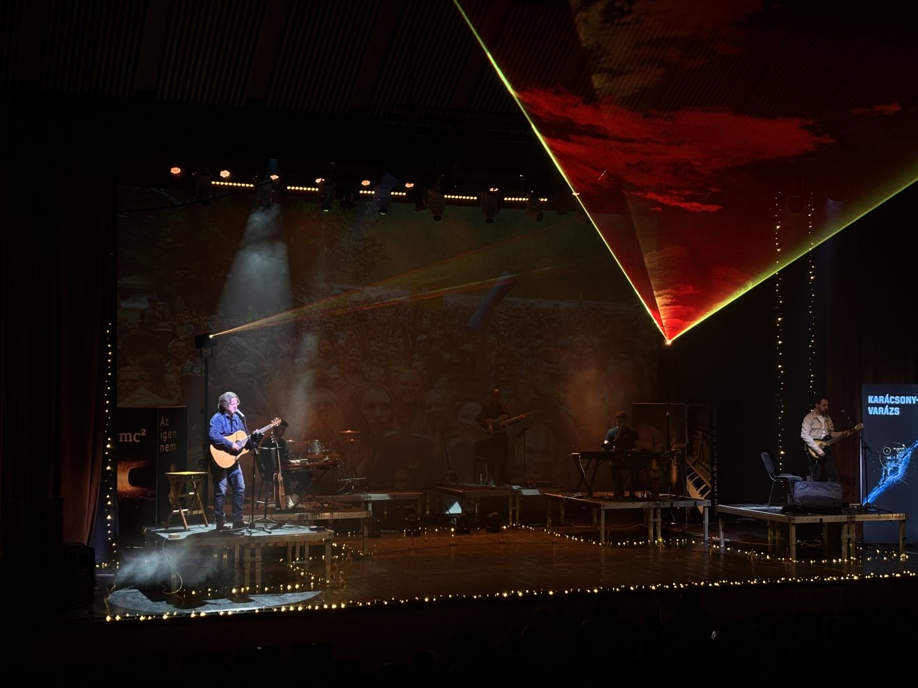 tudomány, Nagy Péter, Valami szépet, best of, karácsonyi előadás, Üveggyöngyvarázs