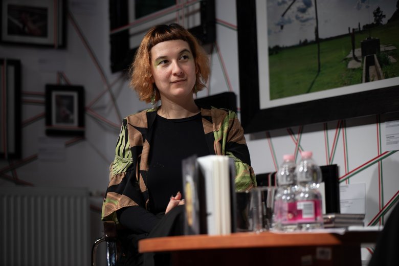 Gere Nóra Éva, Kalocsai Andrea, Repedések, könyvbemutató, verseskötet