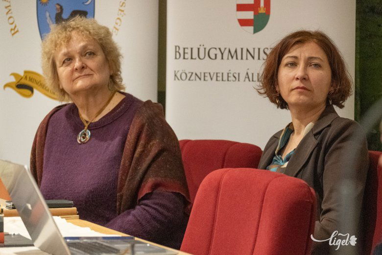 líratanítás, vers, verstanítás, líra, minikonferencia, A líratanítás lehetőségei a 21. században