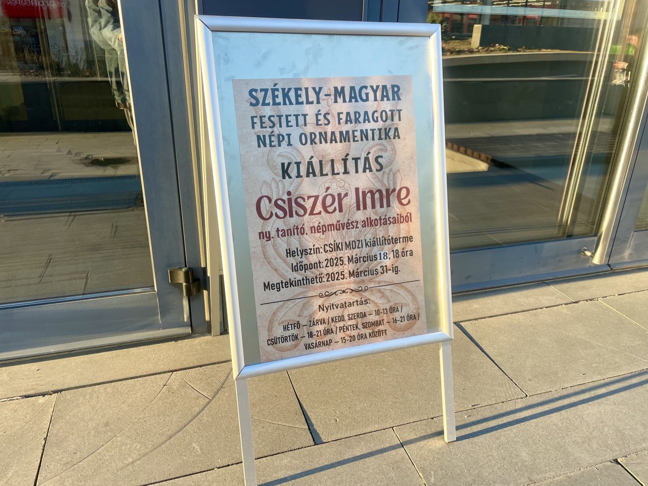 kiállítás, Csíki Mozi, ornamentika, faragott, festett, népi, tanító, Székely-Magyar festett és faragott népi ornamentika, Csiszér Imre