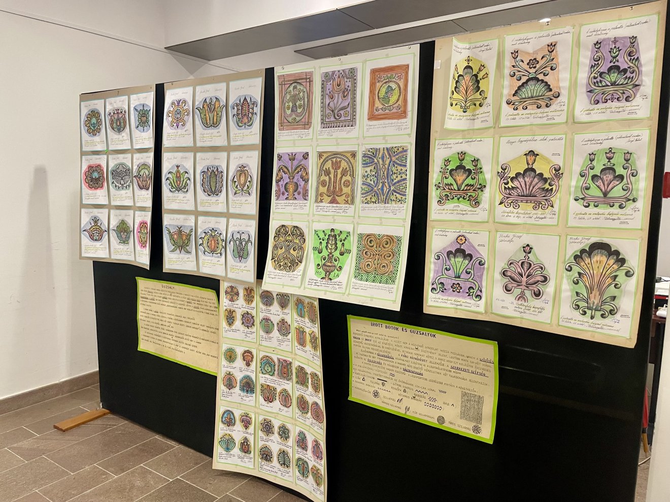 kiállítás, Csíki Mozi, ornamentika, faragott, festett, népi, tanító, Székely-Magyar festett és faragott népi ornamentika, Csiszér Imre