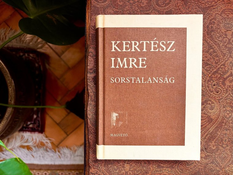 Újraolvasni a kimondhatatlant. Miért marad velünk a Sorstalanság?