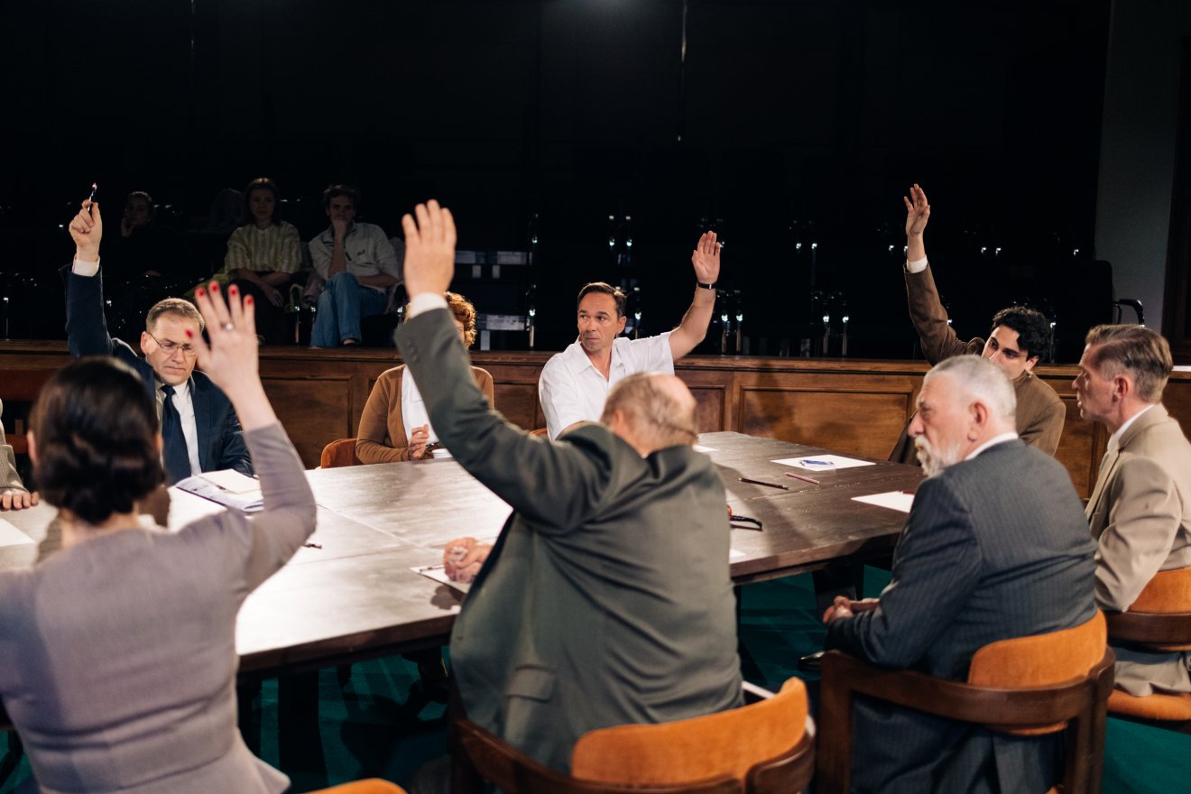 tizenkét, előadás, színház, Csíki Játékszín