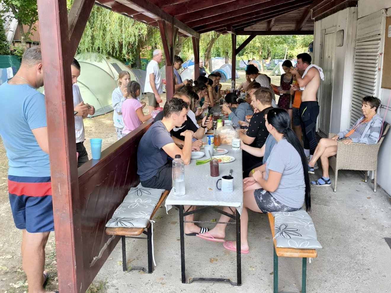 bogrács, Kanabé Dávid, junk food, Balaton, Fuse Band, Csíkszentsimoni Ifjúsági Zenekar