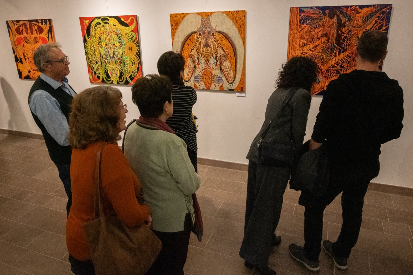 Sárosi Mátyás Zsolt, kiállítás, Csíki mozi, tusrajzok, természet, Hargita Megyei Kulturális Központ