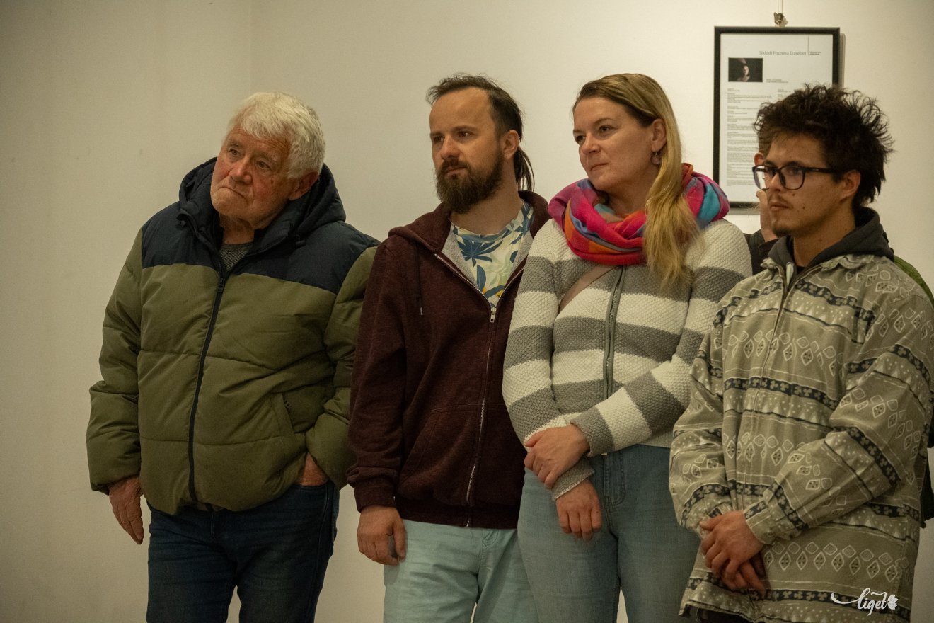 hiány, burkolt jelenlétek, Ferencz S. Apor, Siklódi Fruzsina Erzsébet