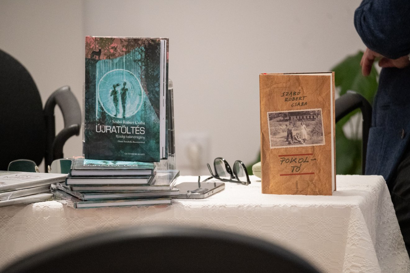 Pokoltó, Szabó Róbert Csaba, Borsodi L. László, regény, bemutató, Hargita Megyei Kulturális Központ
