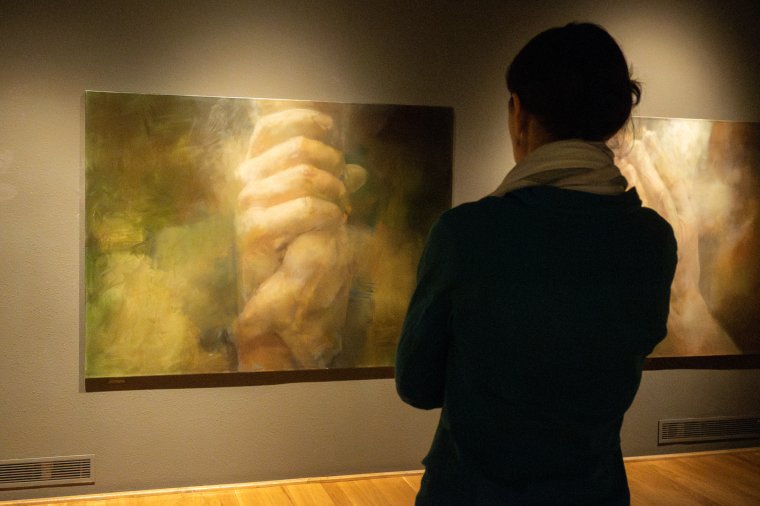 Csukott szemmel látni – megnyílt Verebes György kiállítása