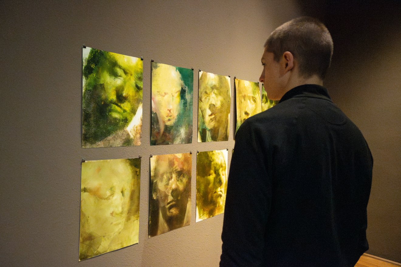 idő, test, kiállítás, L. Simon László, Verebes György, Csíki Székely Múzeum