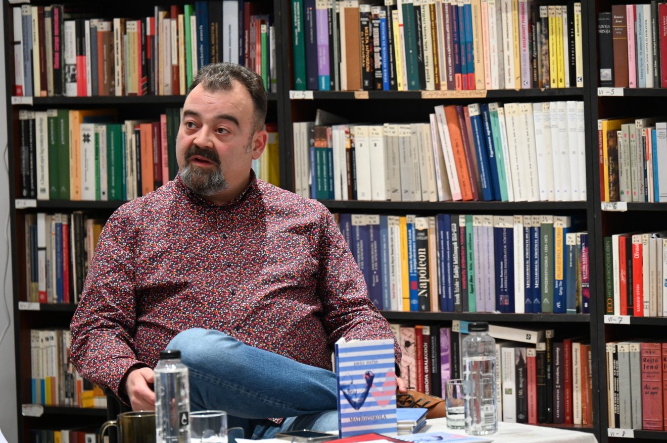 matróziskola, irodalom, könyvbemutató, Csíkszereda, Király Zoltán, Borsodi L. László