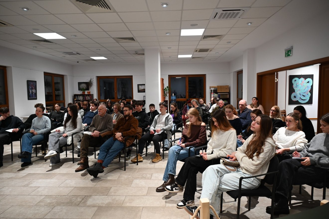 matróziskola, irodalom, könyvbemutató, Csíkszereda, Király Zoltán, Borsodi L. László