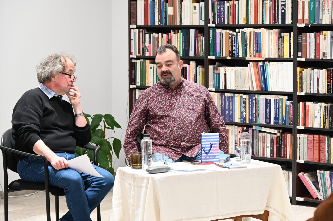 matróziskola, irodalom, könyvbemutató, Csíkszereda, Király Zoltán, Borsodi L. László