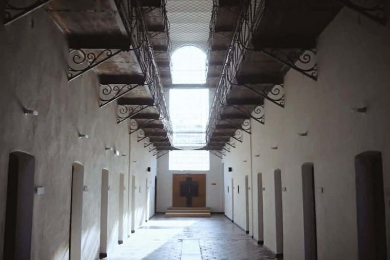 Gyermekalkotások, színdarab és ősbemutató – A hit arcai