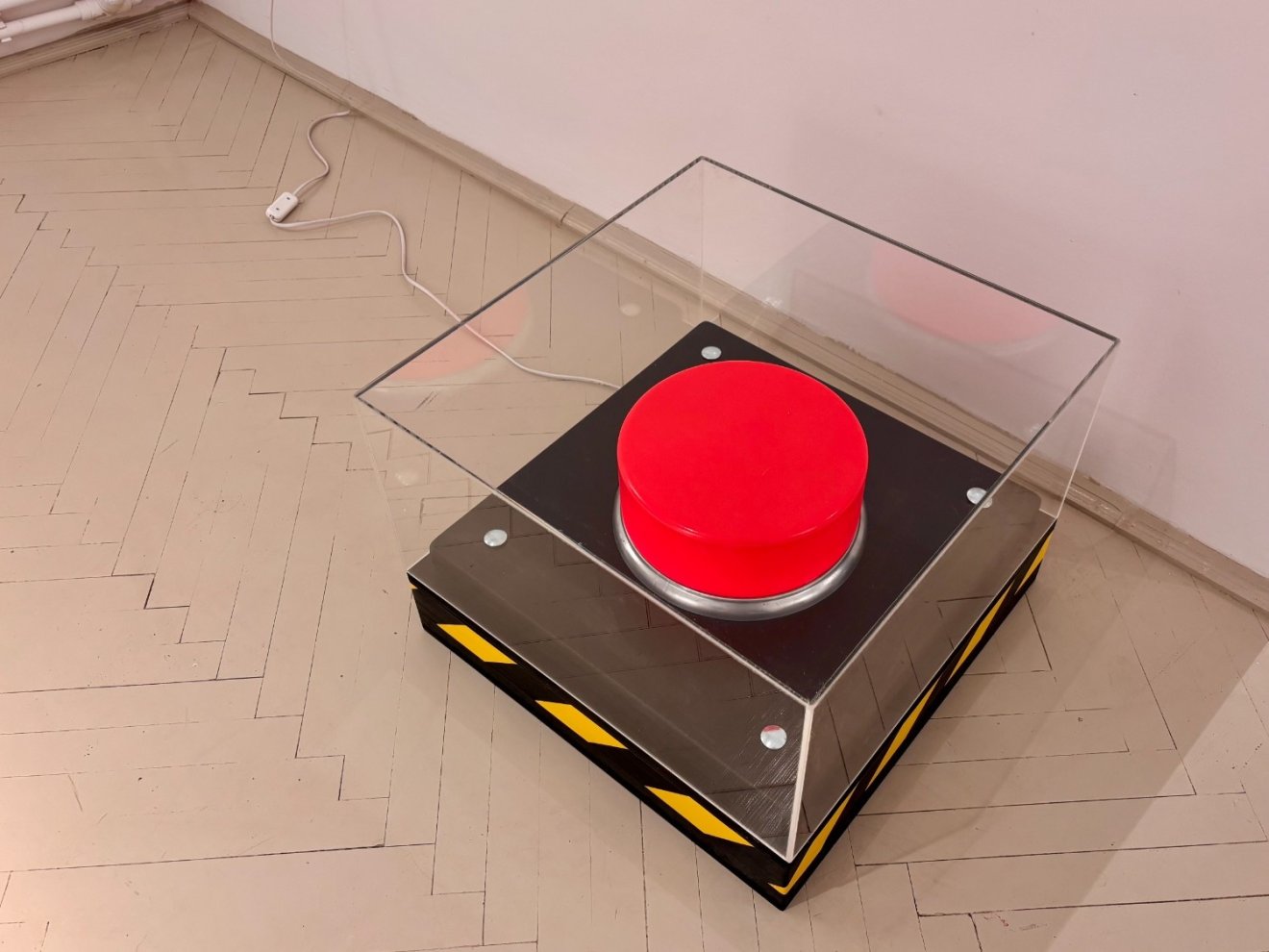 Veress Gábor Hunor, kettős mérce, Double Standard, Berze Imre, művész, Új Kriterion Galéria