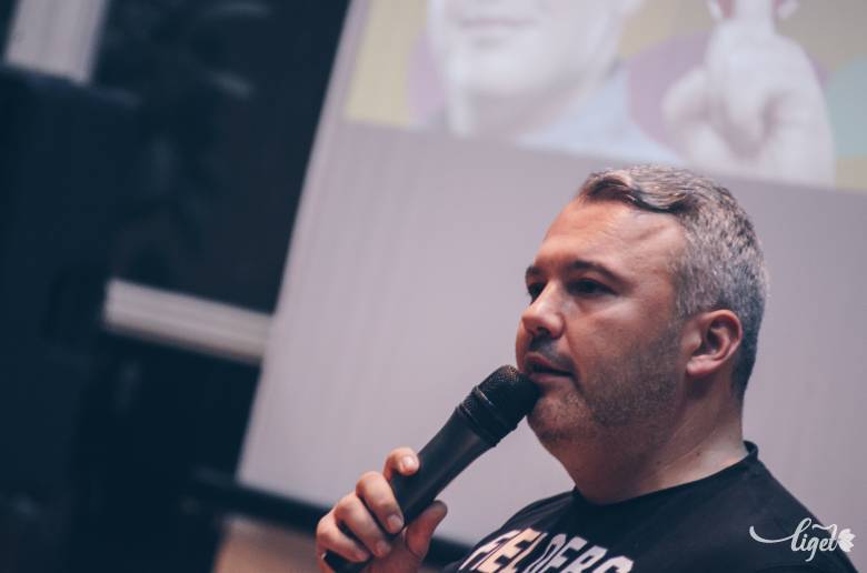 Műsora összeállításakor az életből inspirálódik •  Fotó: Albert Zoltán