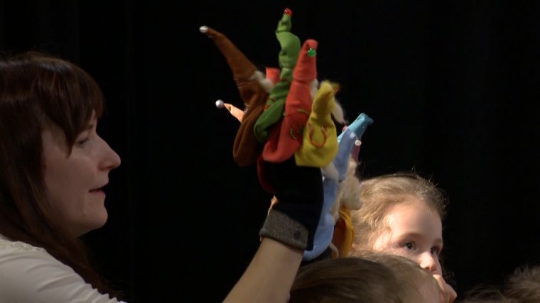 Hangok, illatok, tapintás révén eljutni Betlehembe