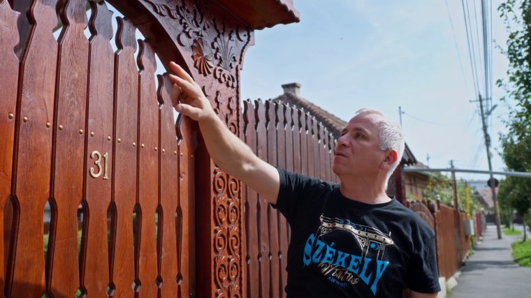 A modern idők kihívásai ellenére a székely kapuk hagyománya ma is él