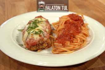 Csirke parmigiana, paradicsomszószos spagetti – videó