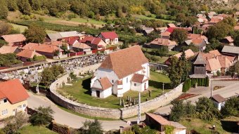 Az idő és a történelem viharaival dacol a gelencei Szent Imre-templom