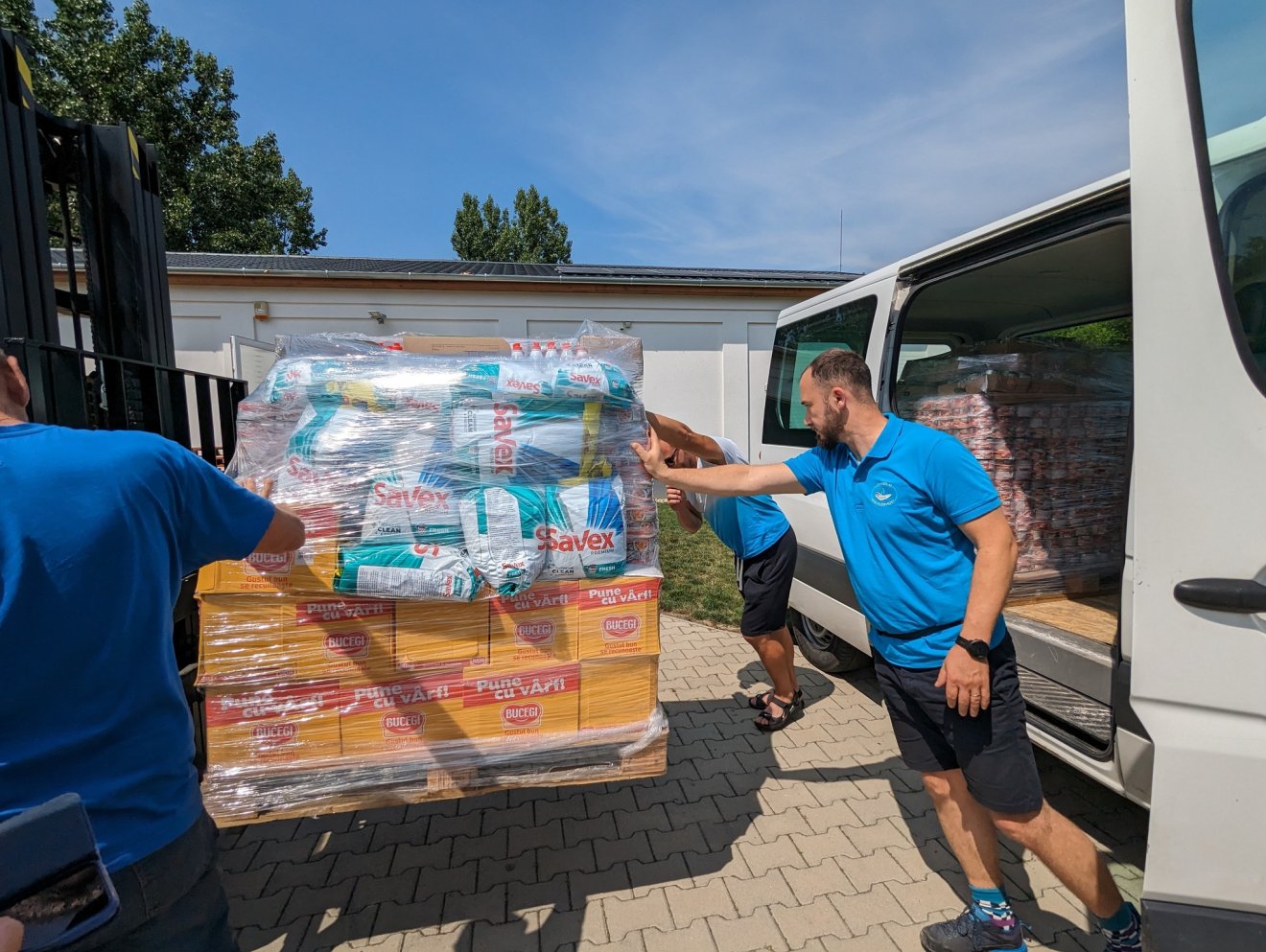 A Magyar Unitárius Egyház és a Gondviselés Segélyszervezet kilencedik segélyszállítmánya július elején érkezett meg Kárpátaljára •  Fotó: Gondviselés Segélyszervezet