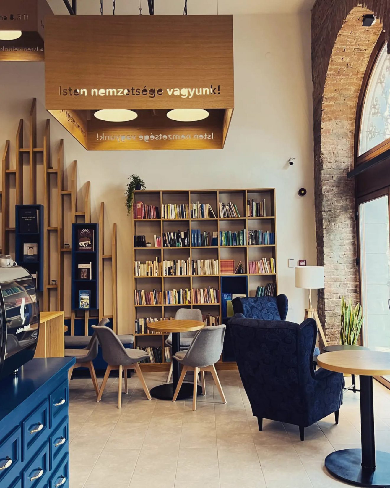 •  Fotó: Facebook.com/Refo Cafe
