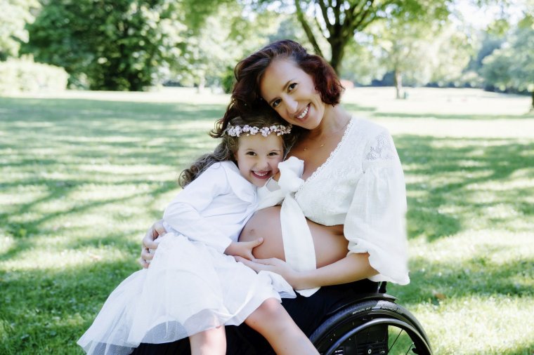 Lélek és elme összjátéka: anyaság kerekesszékben