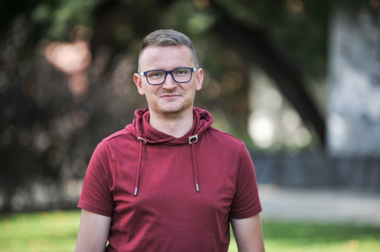 virág, nőnap, irodalom
