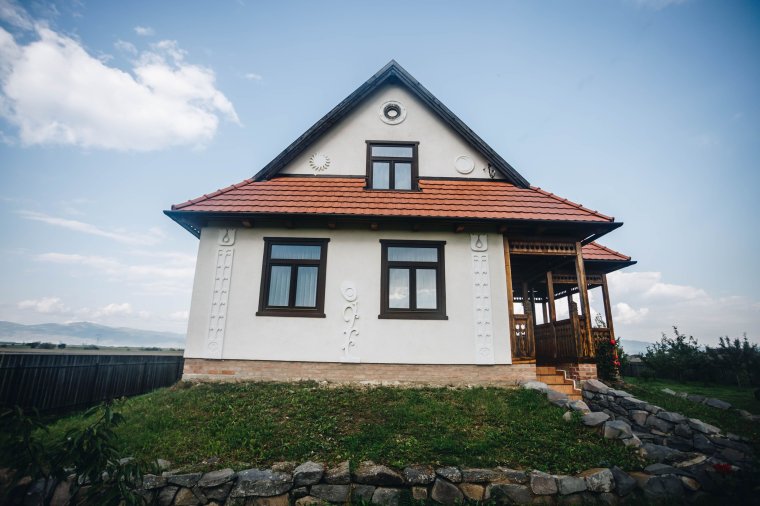 Régi fák új élete: a Kosután család otthona