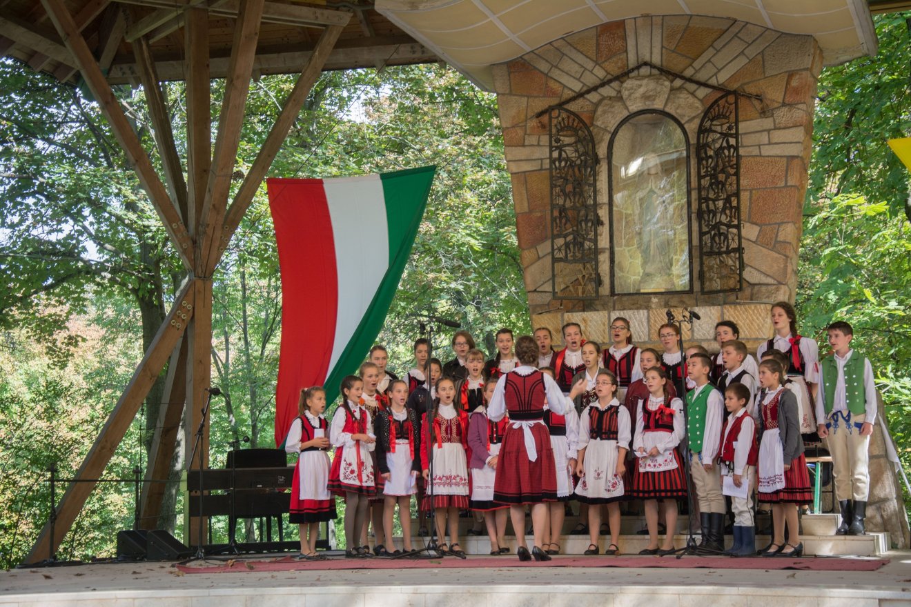 •  Fotó: A Marosszéki Kodály Zoltán Gyermek és Ifjúsági Kar archívuma