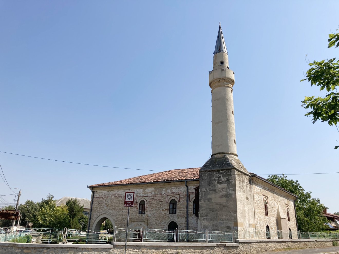 A babadagi mecset nem az egyedüli Dobrudzsában •  Fotó: Asztalos Ágnes