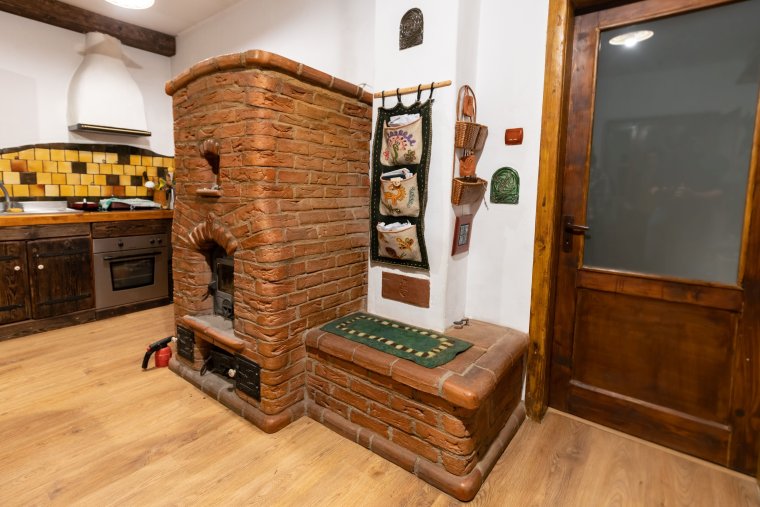 Kézművesek otthona: nemcsak a kezük nyoma, de a lelkük is benne van