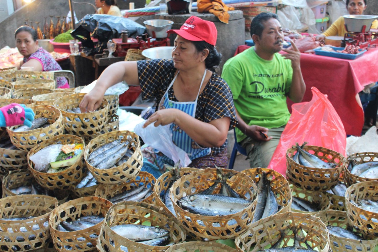 Piaci forgatag Denpasarban &bullet;  Fotó: Tóth Gödri Iringó