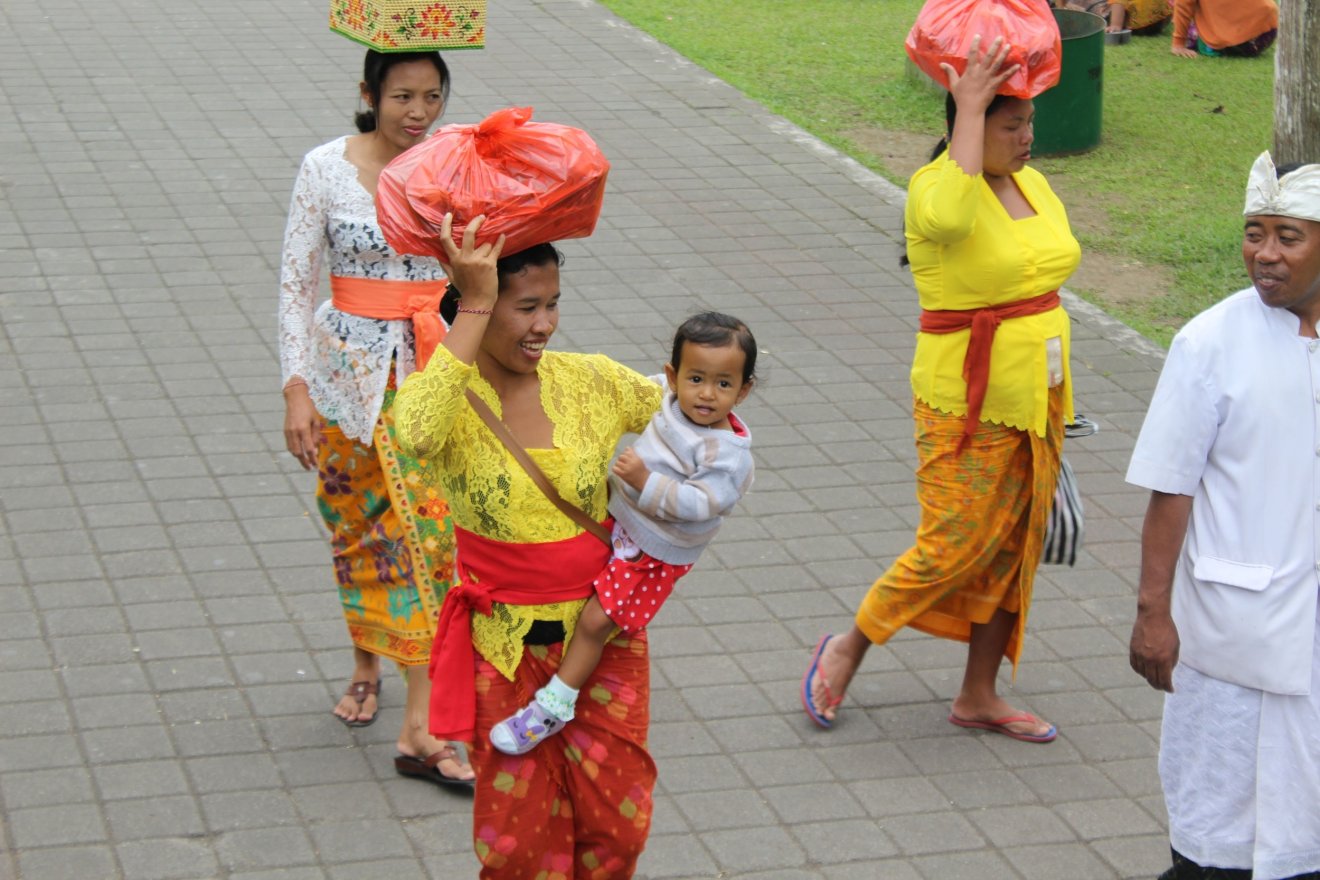 A helyiek mosolygósak, nyitottak, tudnak örülni &bullet;  Fotó: Tóth Gödri Iringó
