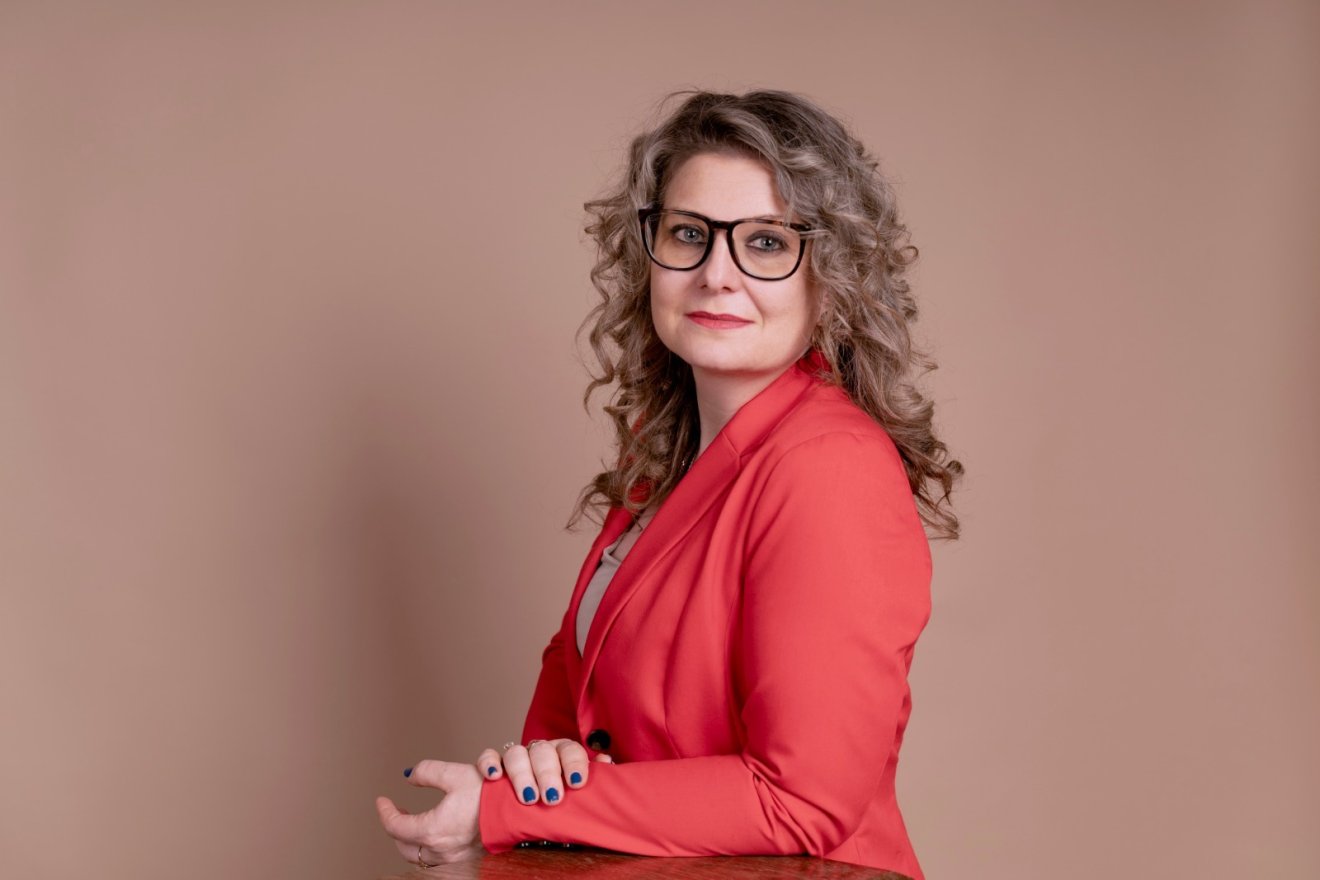 &bullet;  Fotó: Kováts fényképészet