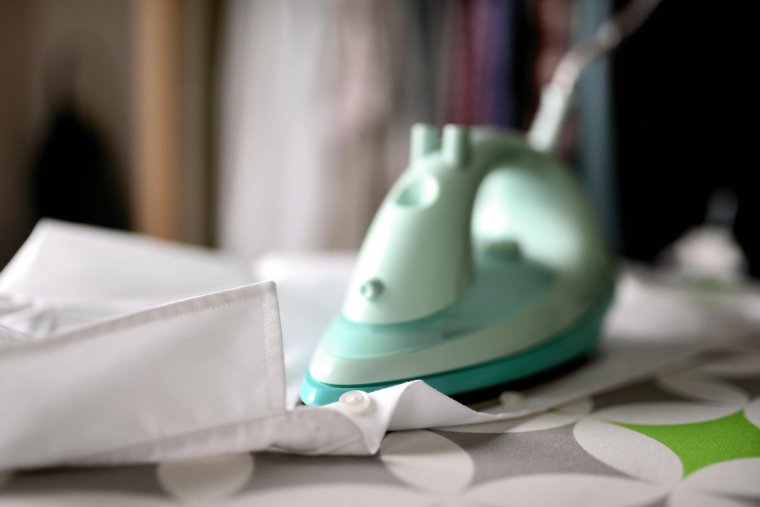 Székely Kinga Réka: Házimunka – Vasalás