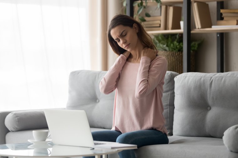 Home office: hol itt fáj, hol ott fáj – Tippek, tanácsok megelőzésre