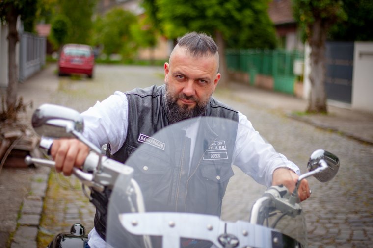 Pál Attila – Deszka: A közösségi ember, aki titokban vágyik magányra