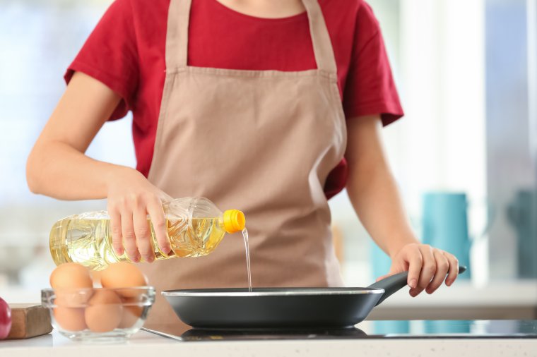 Egyszerű, gyors és finom reggeli: cukorborsós, paradicsomos frittata