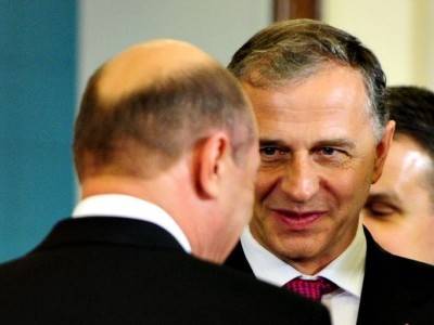 Egyre mocskosabbá válik a második forduló előtti kampány