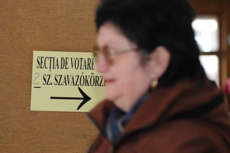 13 óráig a szavazópolgárok közel egynegyede szavazott