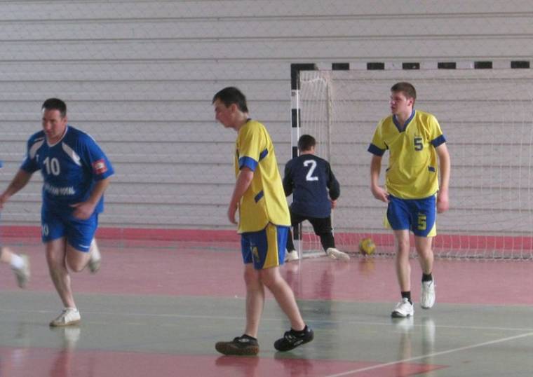 Nagy csata ditrói sikerrel a kézilabda-rangadón