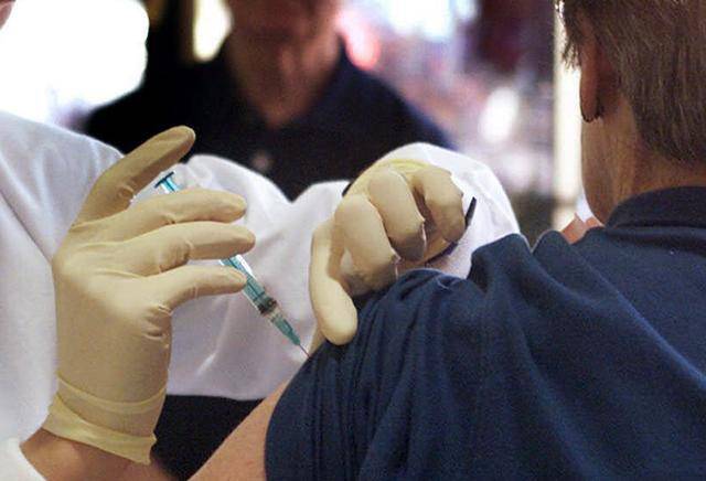Pár napon belül minden Maros megyei kérheti az A/H1N1-vakcinát